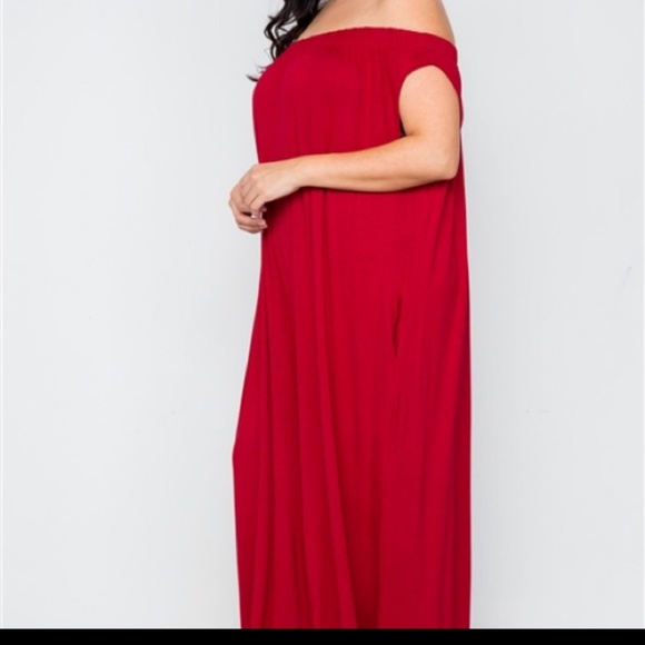 😍 LAST ONE RED JUMPSUIT😍💯 FIRM PRICE - Picture 3 of 6